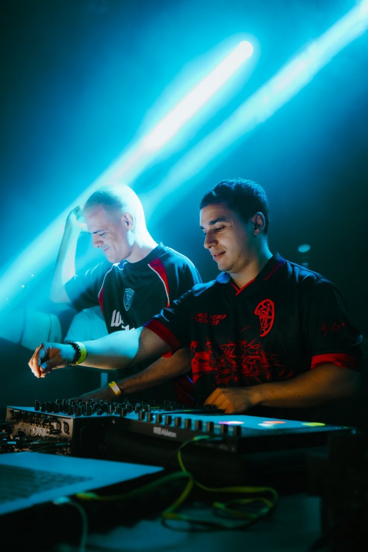 999999999 | ROXY Prague