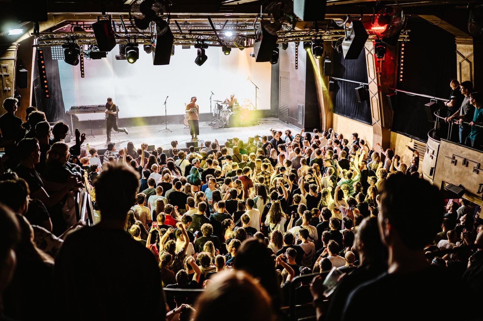 FOX STEVENSON | ROXY Prague