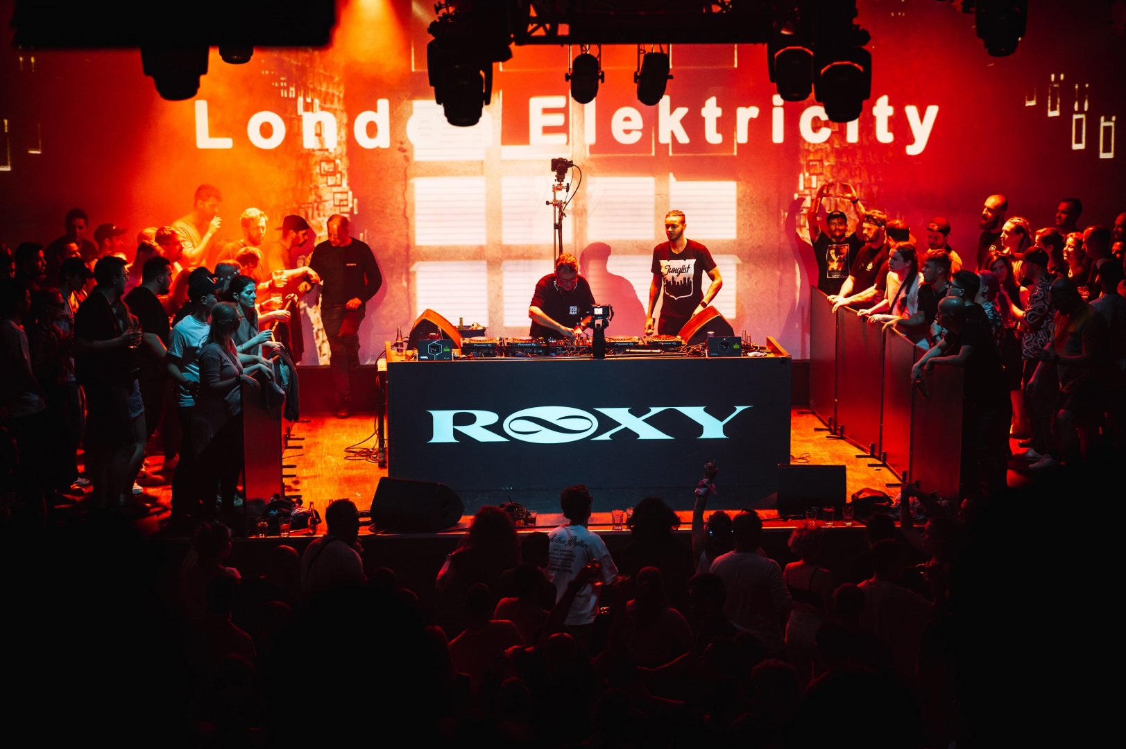 LONDON ELEKTRICITY & DEGS | ROXY Prague