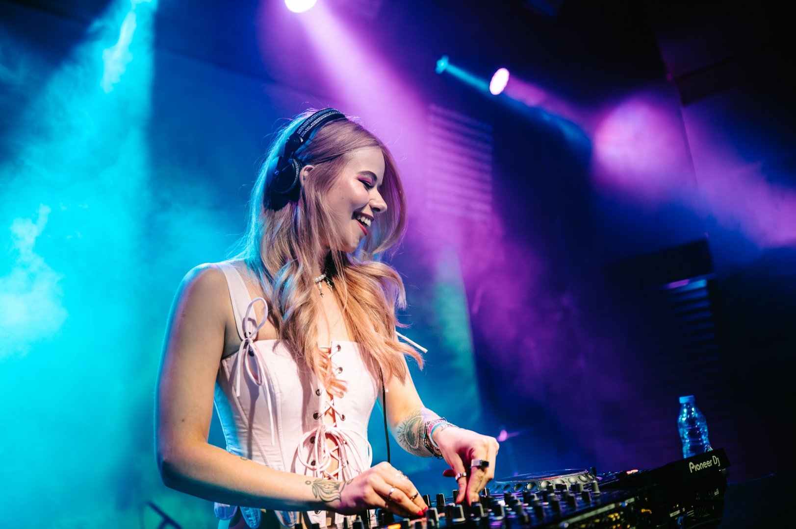 FOX STEVENSON | ROXY Prague