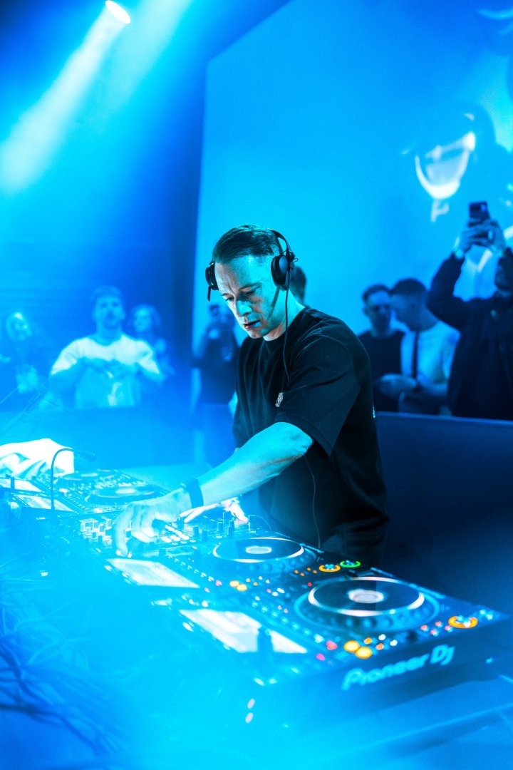 FRICTION: SYNERGY TOUR | ROXY Prague