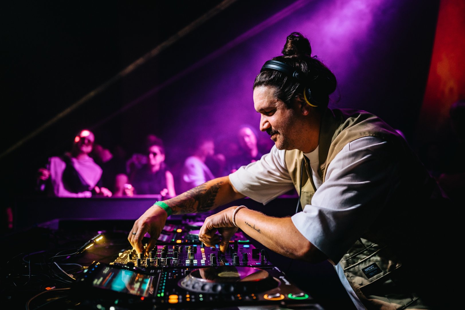 LONDON ELEKTRICITY & ETHERWOOD | ROXY Prague