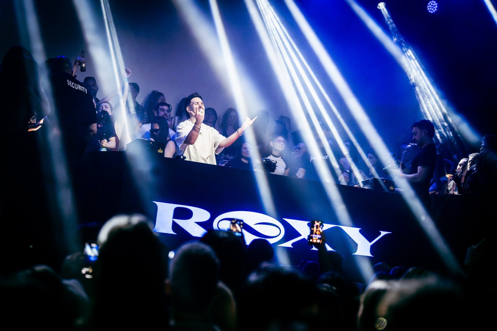 ELY OAKS | ROXY Prague