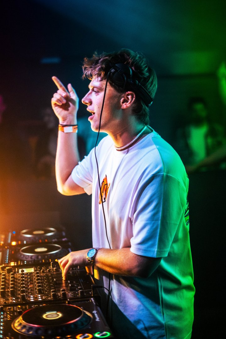MAX STYLER | ROXY Prague