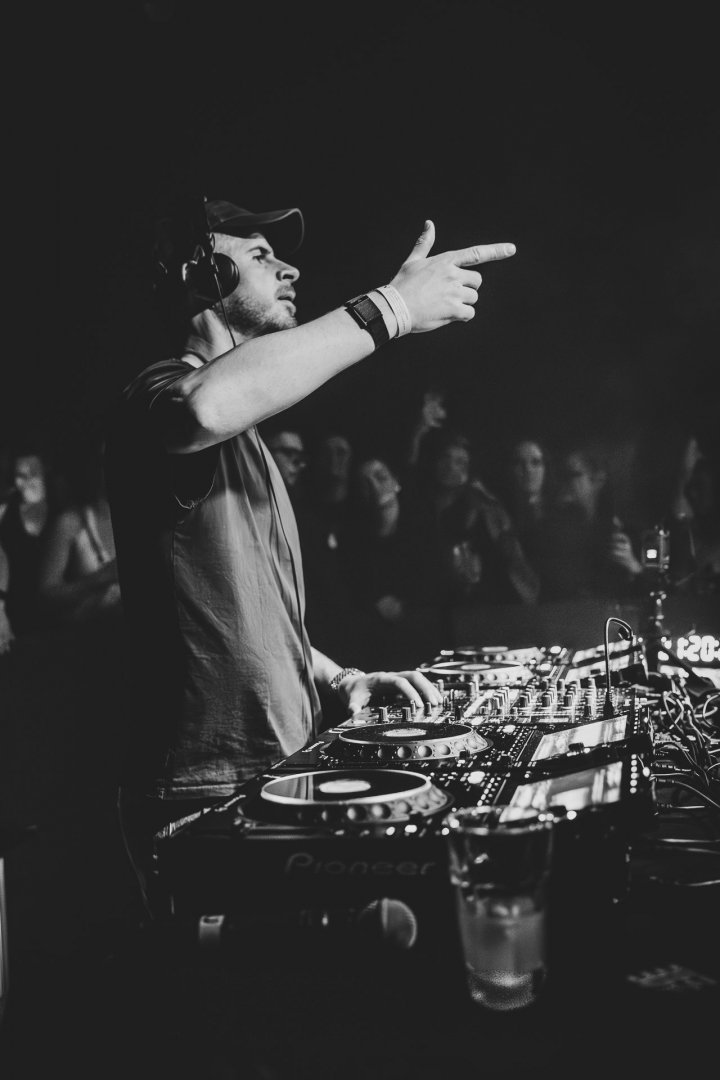 WILKINSON WEEKENDER: DAY 1 | ROXY Prague