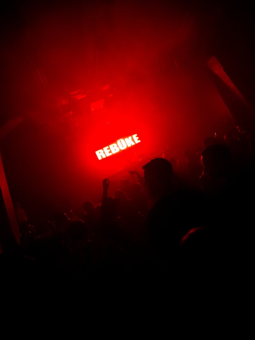 REBŪKE | ROXY Prague