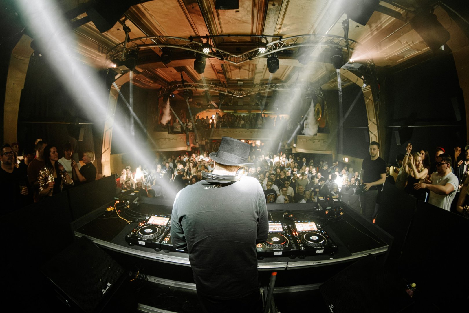 CLAPTONE | ROXY Prague