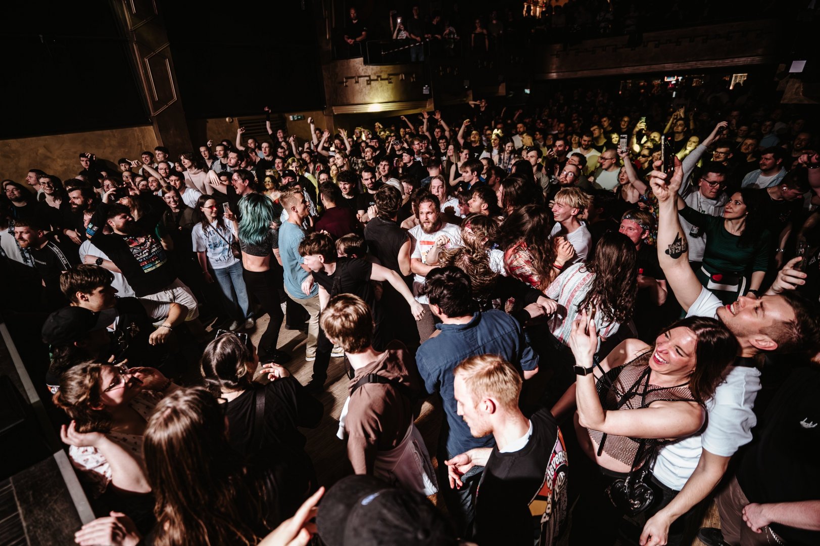 FOX STEVENSON | ROXY Prague
