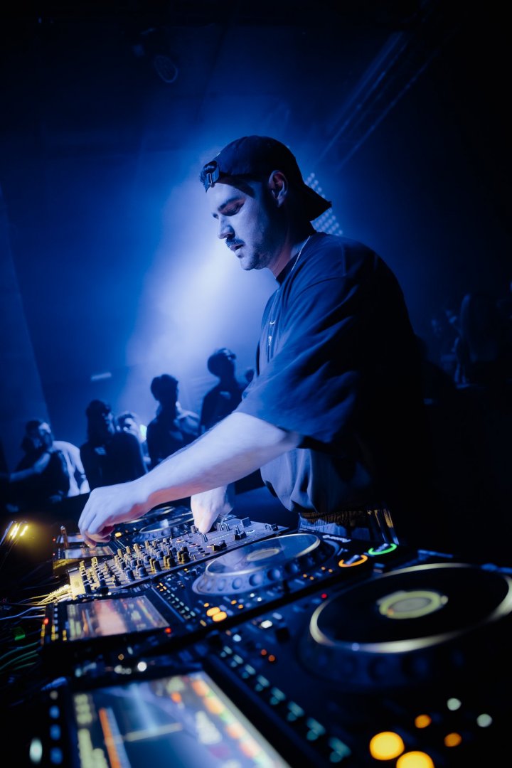 JOHANNES SCHUSTER | ROXY Prague