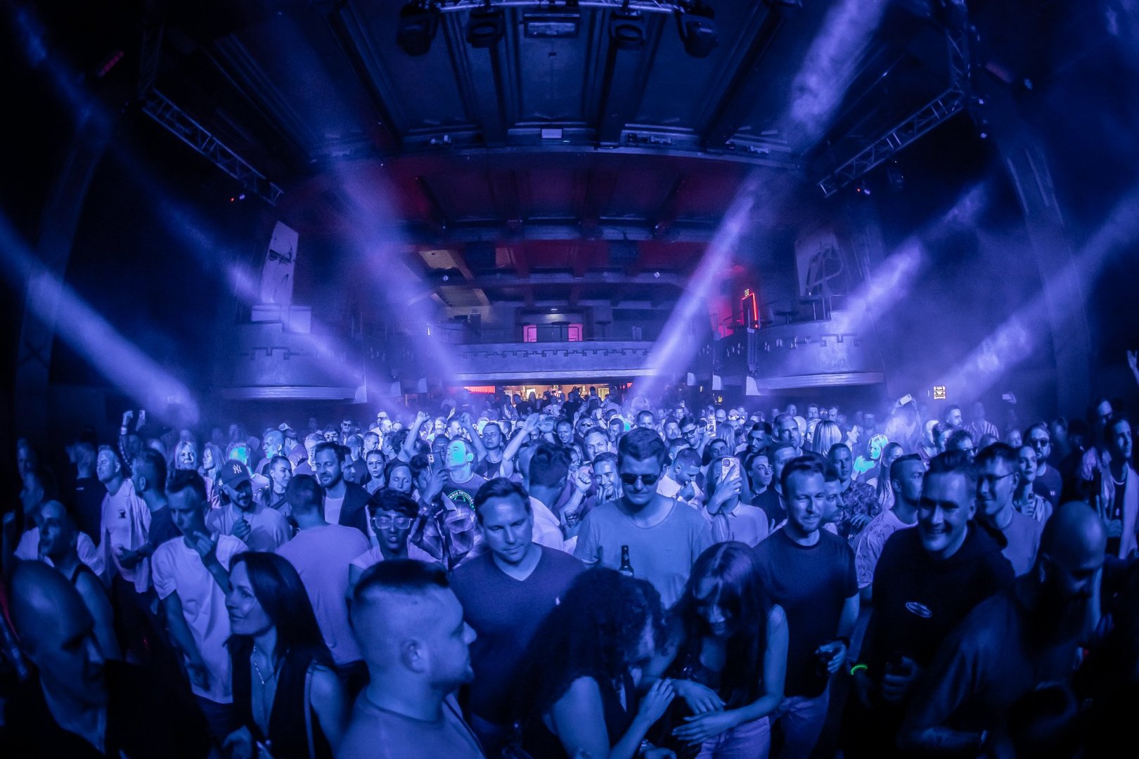 JORIS VOORN | ROXY Prague