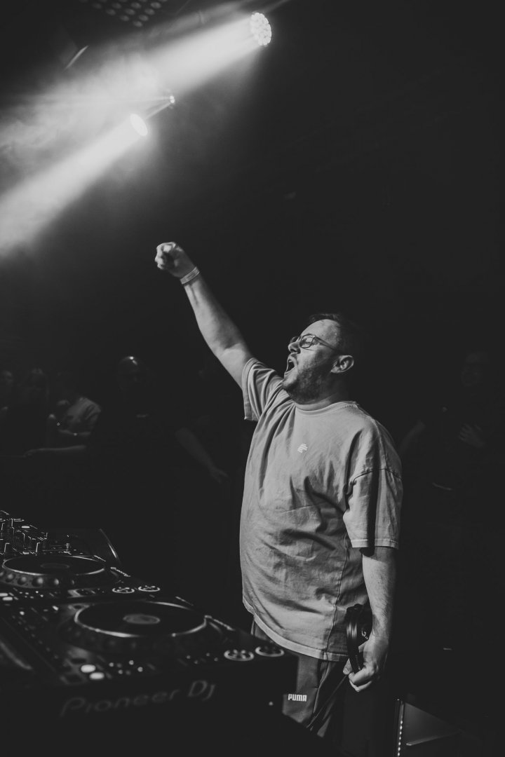 WILKINSON WEEKENDER: DAY 1 | ROXY Prague