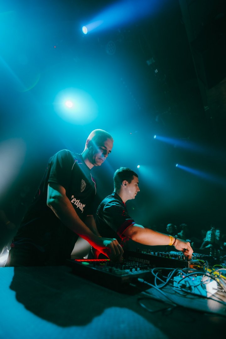 999999999 | ROXY Prague