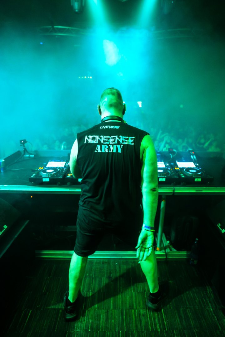 NONSENSE ARMY NIGHT | ROXY Prague