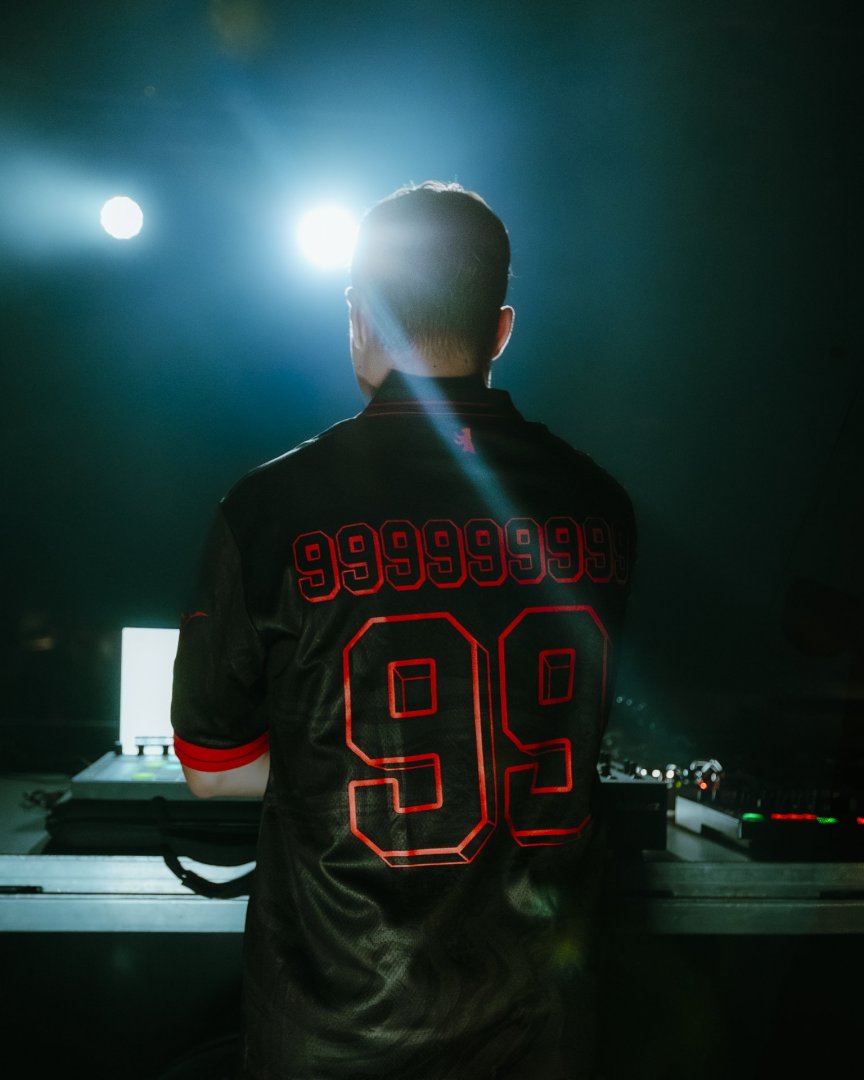 999999999 | ROXY Prague