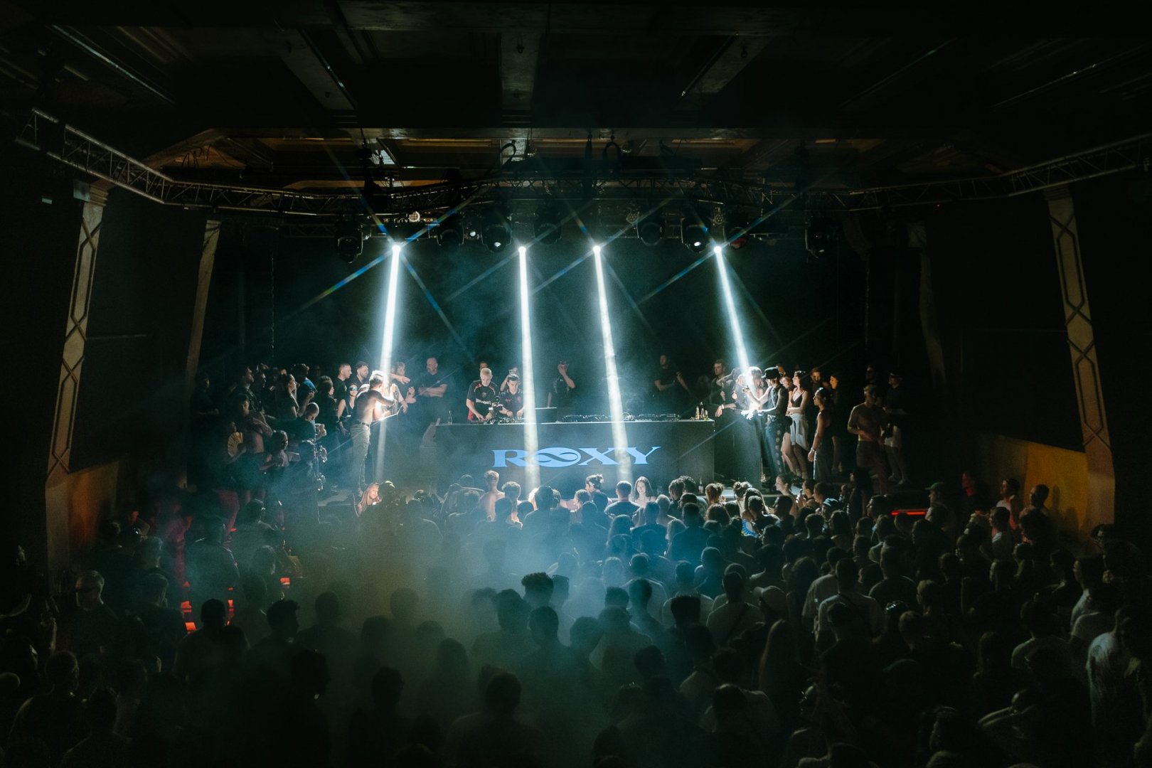 999999999 | ROXY Prague