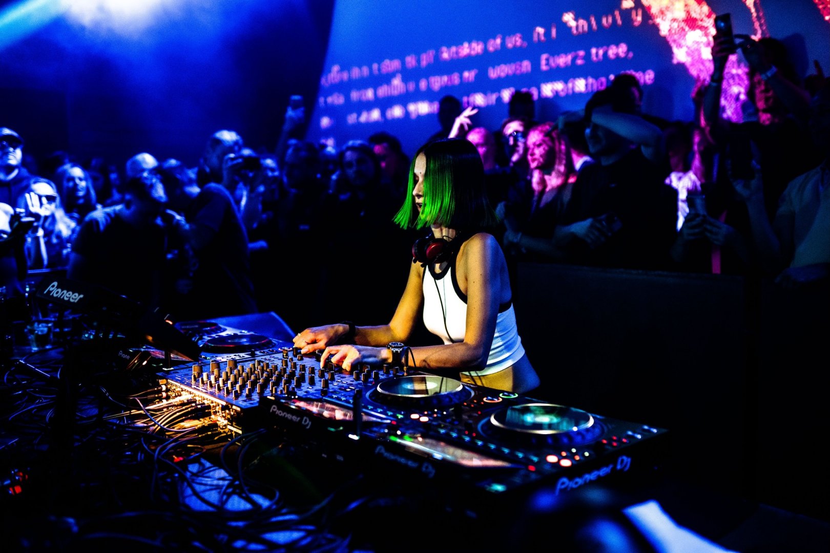 MISS MONIQUE | ROXY Prague