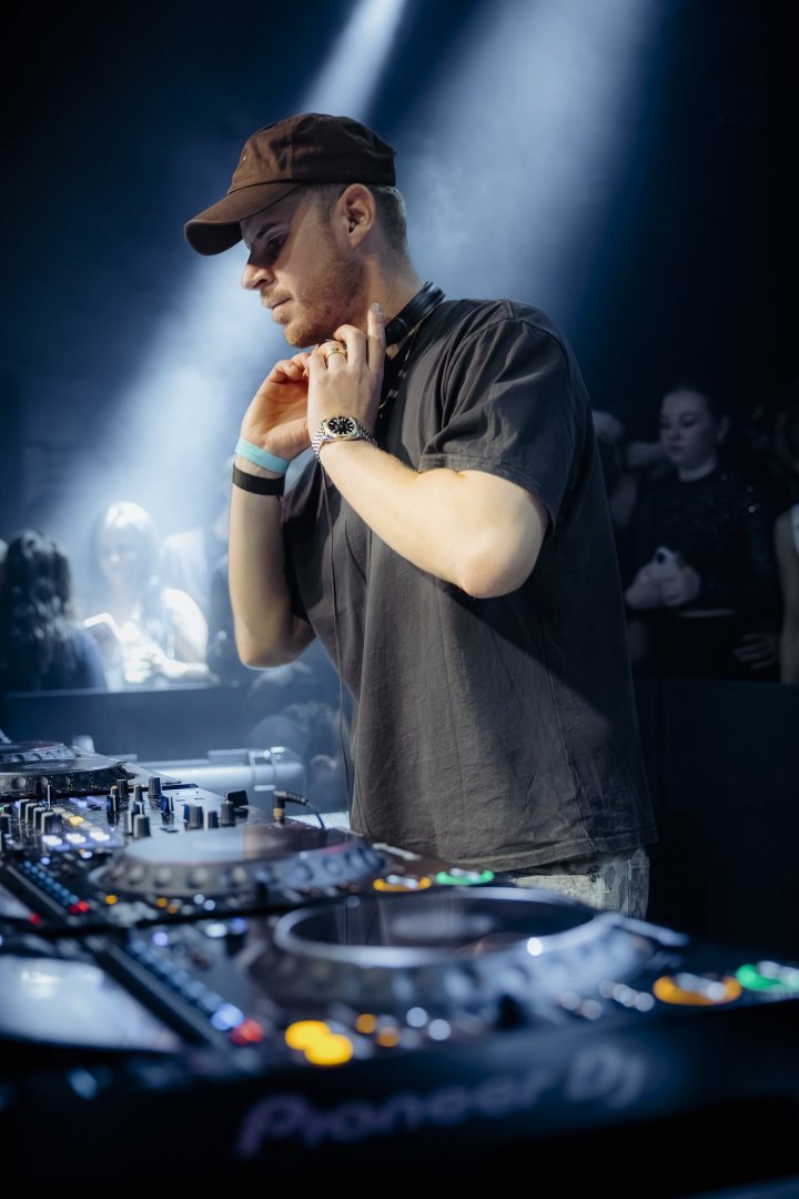 WILKINSON WEEKENDER: DAY 1 | ROXY Prague