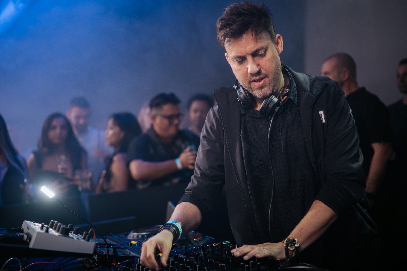 MACEO PLEX | ROXY Prague