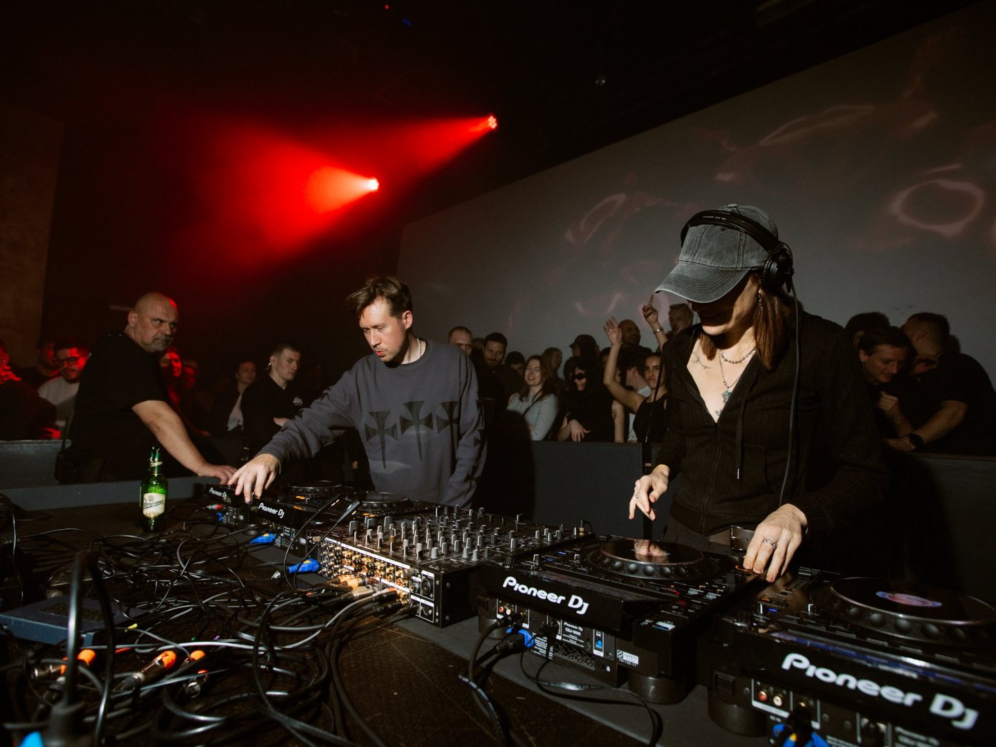 JOY ORBISON | ROXY Prague