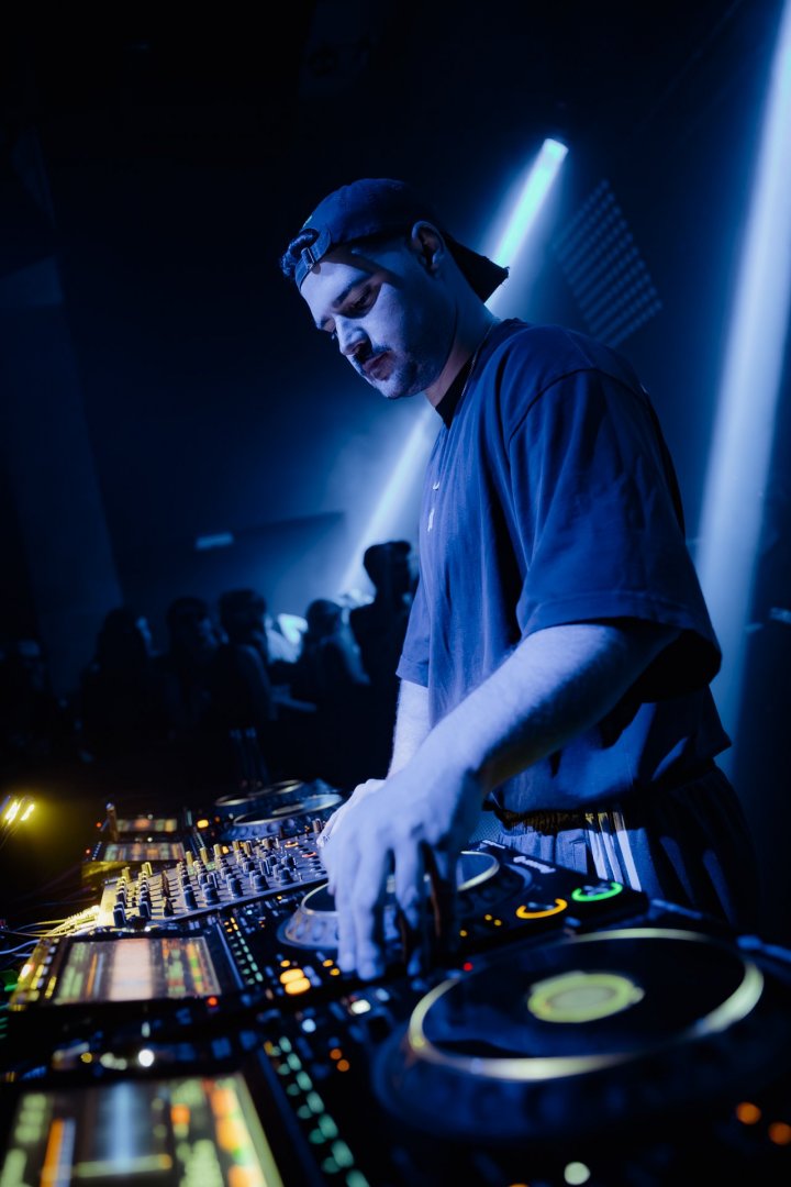 JOHANNES SCHUSTER | ROXY Prague