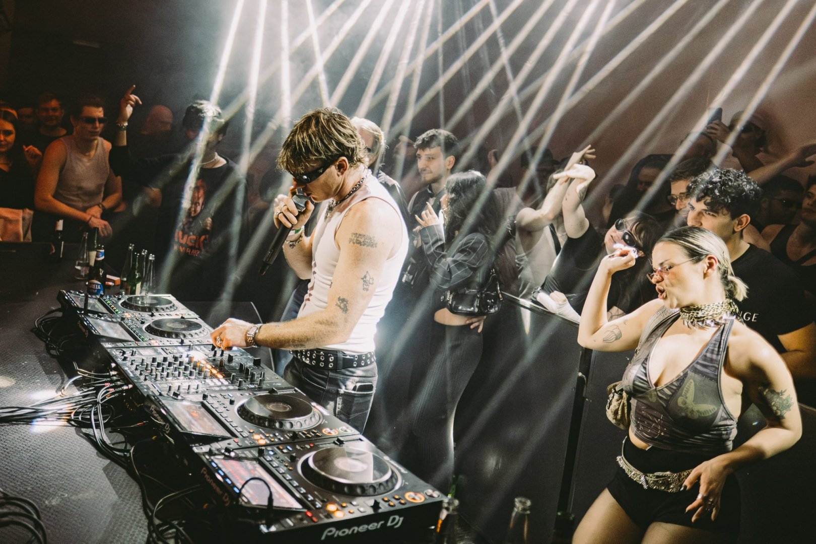 PARTIBOI69 | ROXY Prague