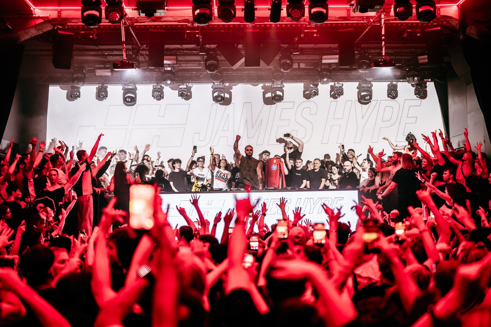 JAMES HYPE | ROXY Prague