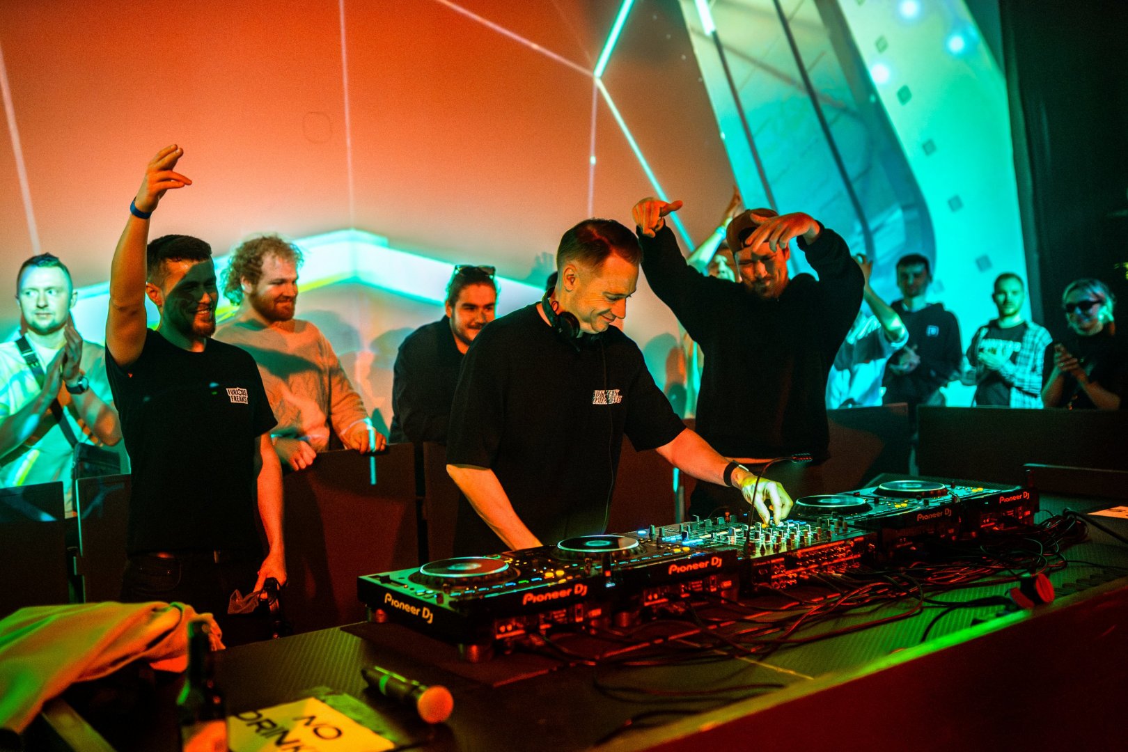 FRICTION: SYNERGY TOUR | ROXY Prague